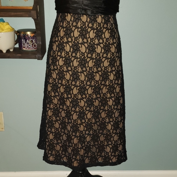 S.L. Fashions Lace Overlay Sequins A-line Dress - Picture 3 of 8
